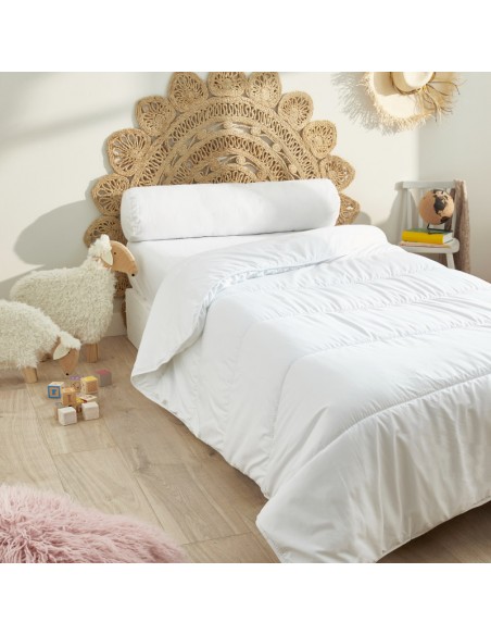 Couette Blanrêve Gamme "Douceur" 140 x 200 cm traité Anti Acarien Soft & care