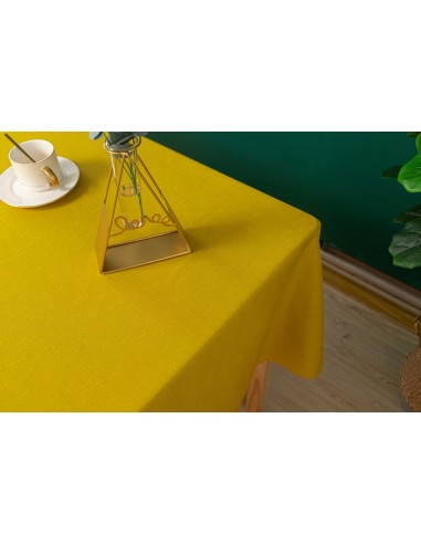 Nappe anti tache rectangulaire moutarde 145 x 240 cm Nappe anti tache rectangulaire moutarde 145 x 240 cm